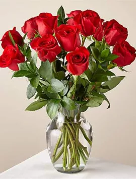 12 Red Roses Bouquet with Vase