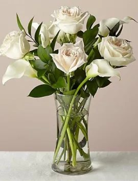6 Stem Vision in Ivory Rose and Calla Lily Bouquet