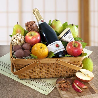 Distinctive Organic Fruit & Cheese Gift Basket
