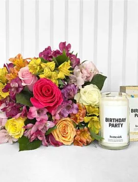 Sunshine Bouquet & Birthday Party Homesick® Candle