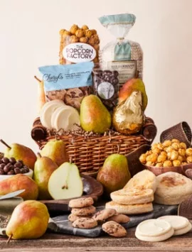 The Signature Collection Gift Basket Deluxe